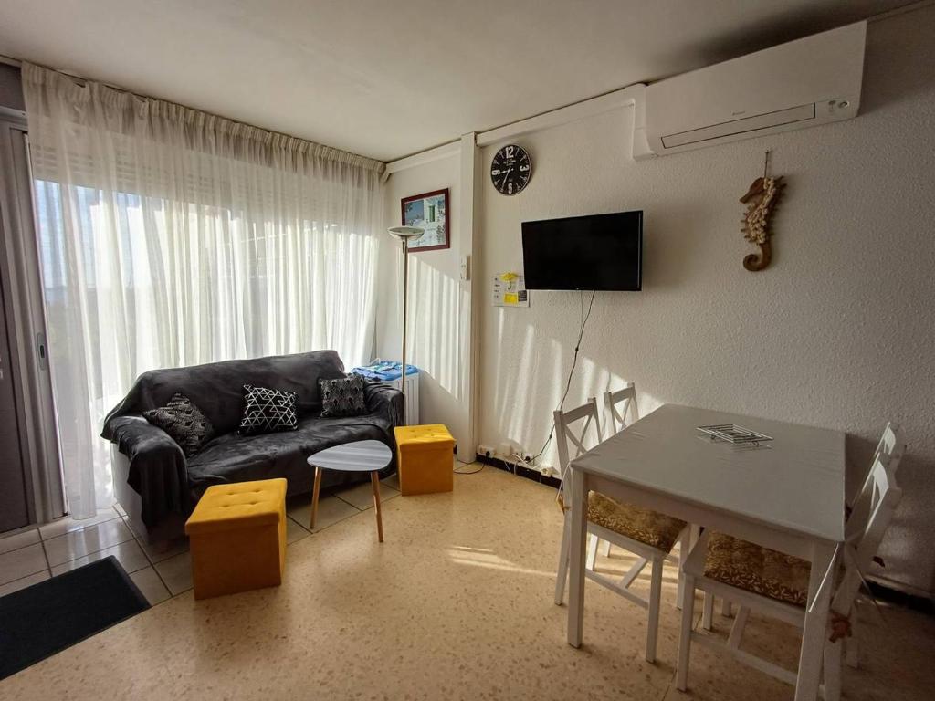 T1 cosy à Balaruc-les-Bains avec clim, terrasse et animaux admis - FR-1-571-59 - 3