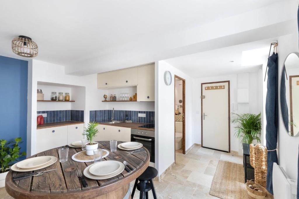 Suite Bleu d'Azur - Hypercentre - Wifi, Apt