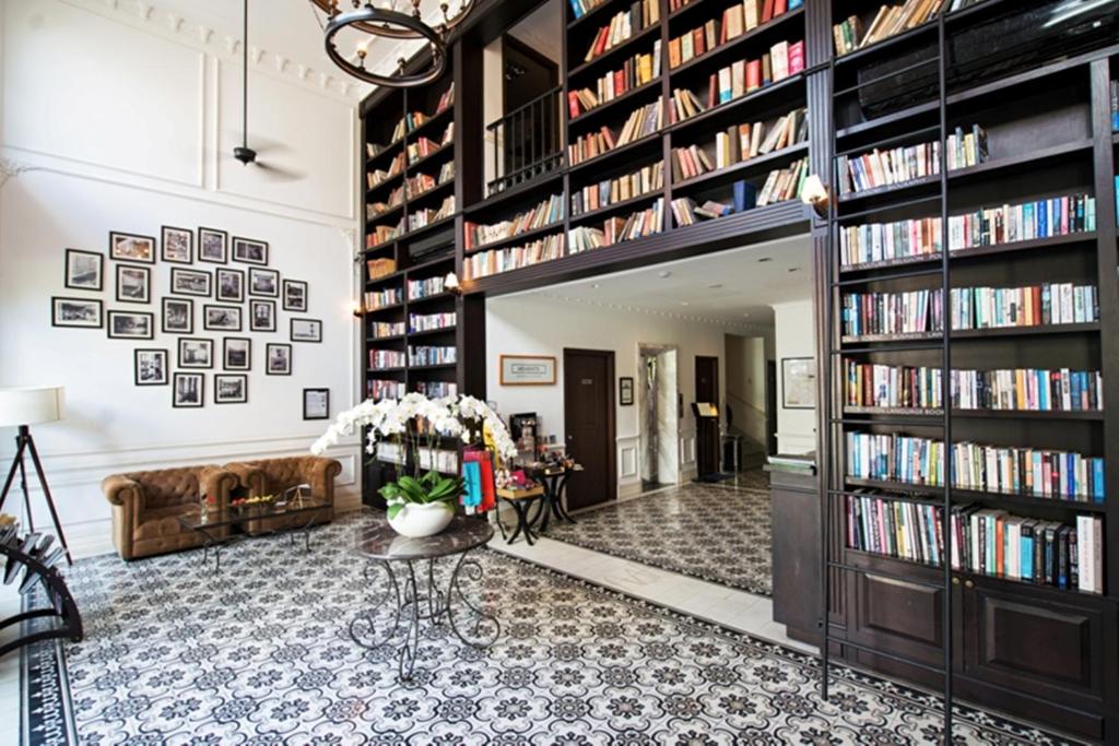 The Alcove Library Hotel photo