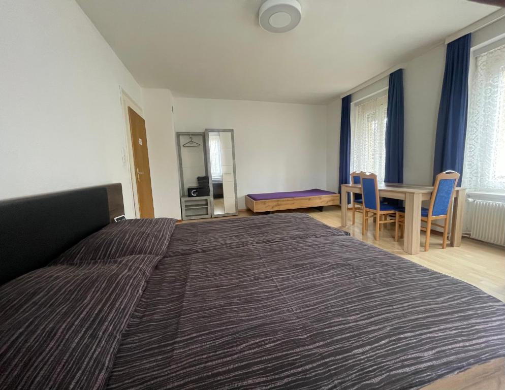Walters Hostel Interlaken - 4