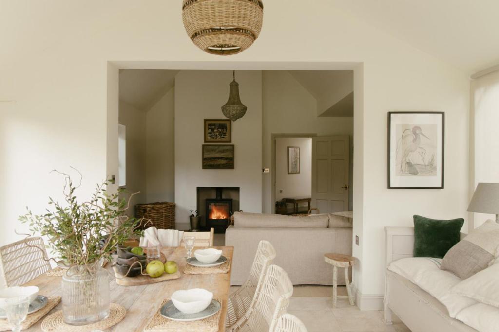 The Secret Hideaway - Central Village, Gloucestershire