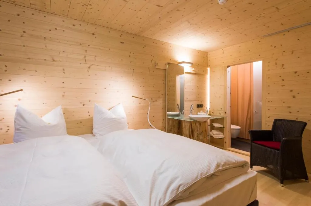 Sleepwood Hotel，位于欧本的酒店