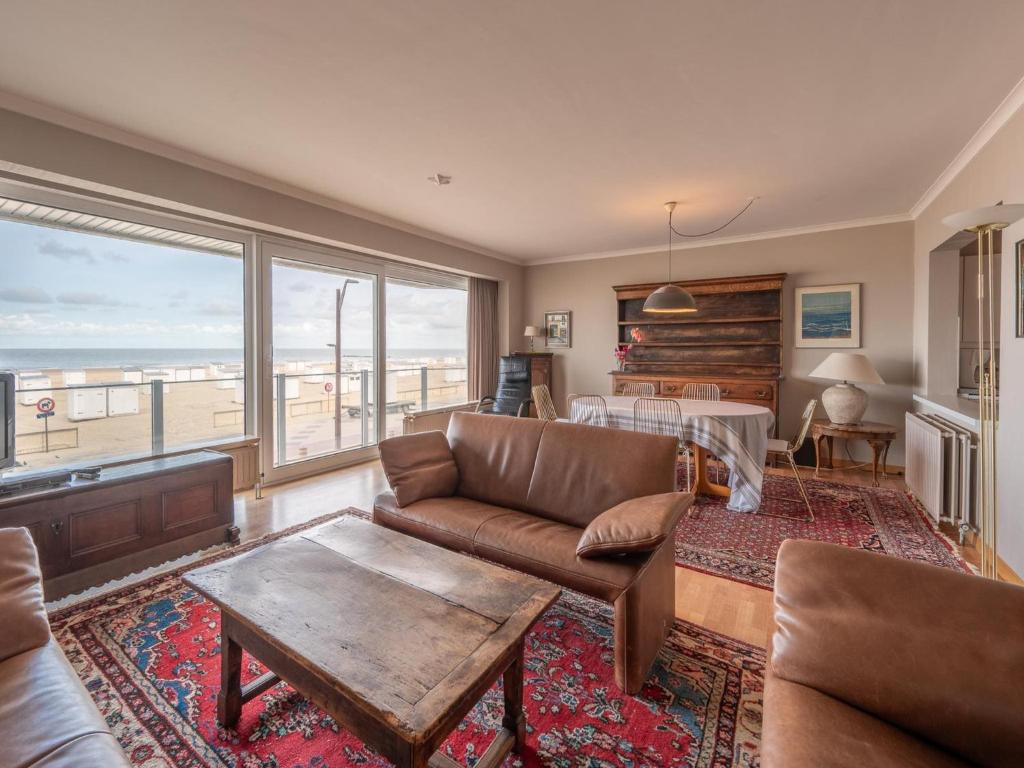 Apartment in Knokke-Heist by the Seafront, Knokke-Heist