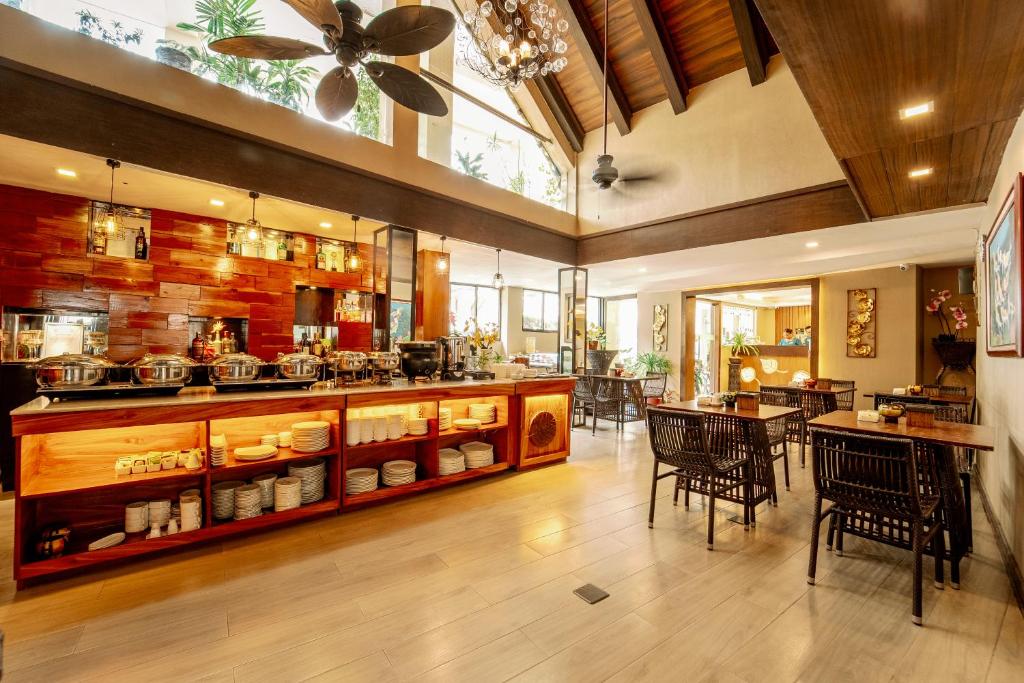 Restaurant, Boracay Haven Resort in Boracay Island