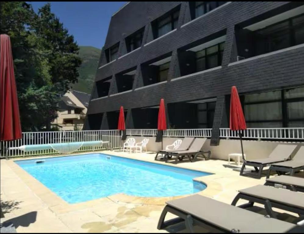 Nid cosy avec vue montagne, proximité commerce, 100 m des télécabines - 2