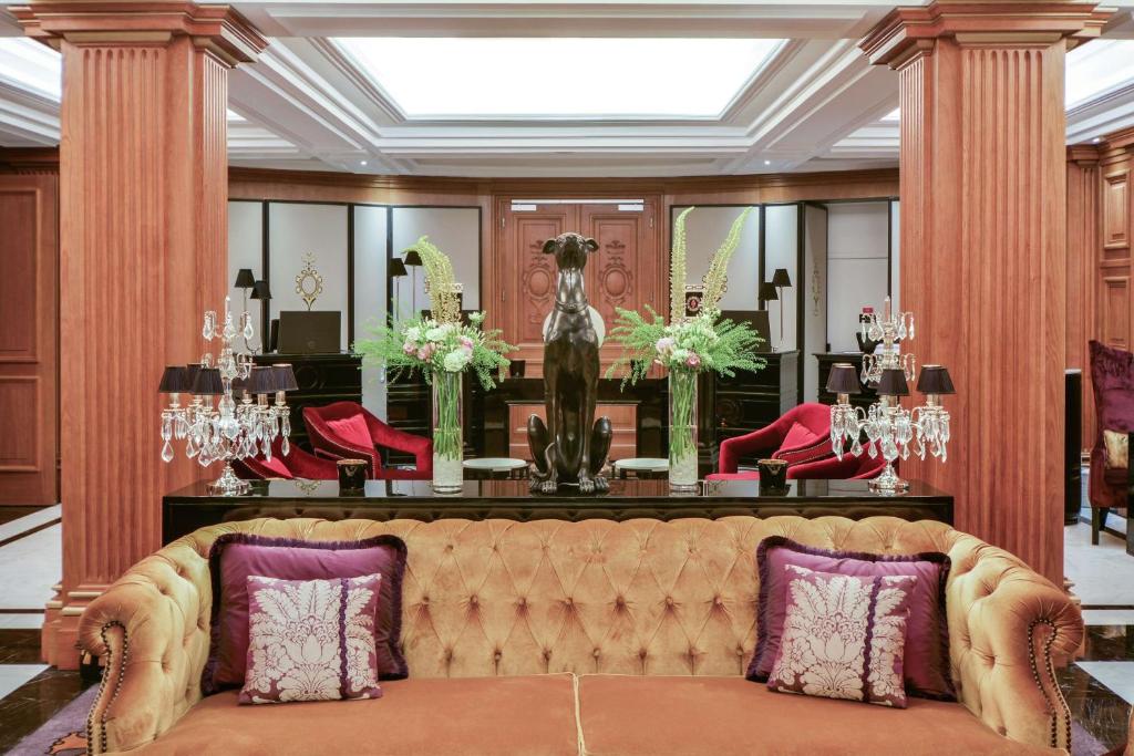 Maison Astor Paris, Curio Collection by Hilton - 5