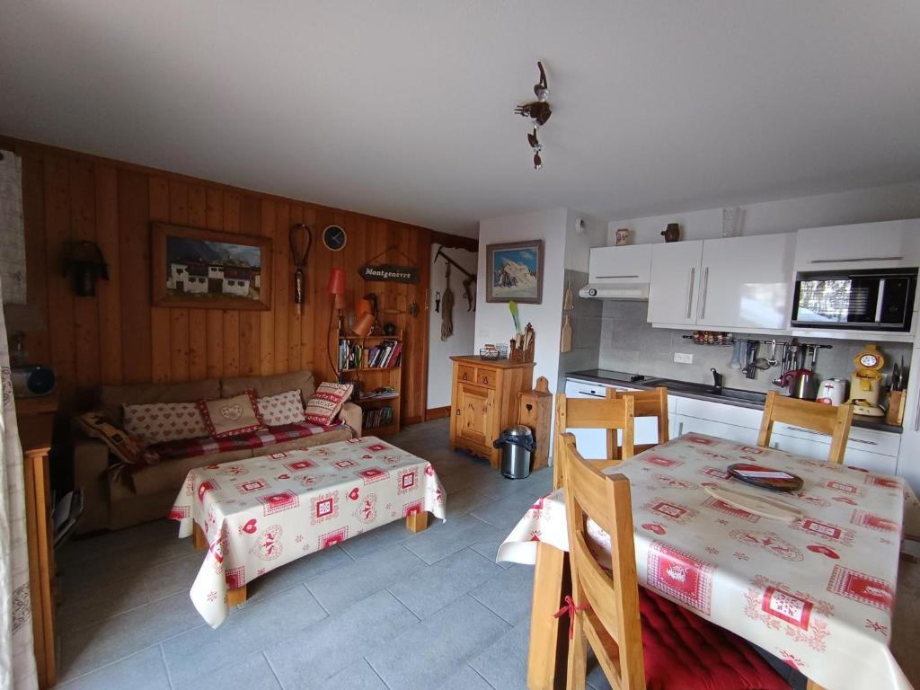 Appartement grand confort, terrasse sud, proche pistes, animaux et parking - FR-1-445-174 - 3
