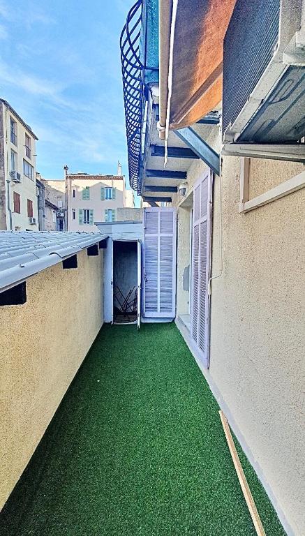 Cannes 1-Bedroom Apartment - 15M - 3
