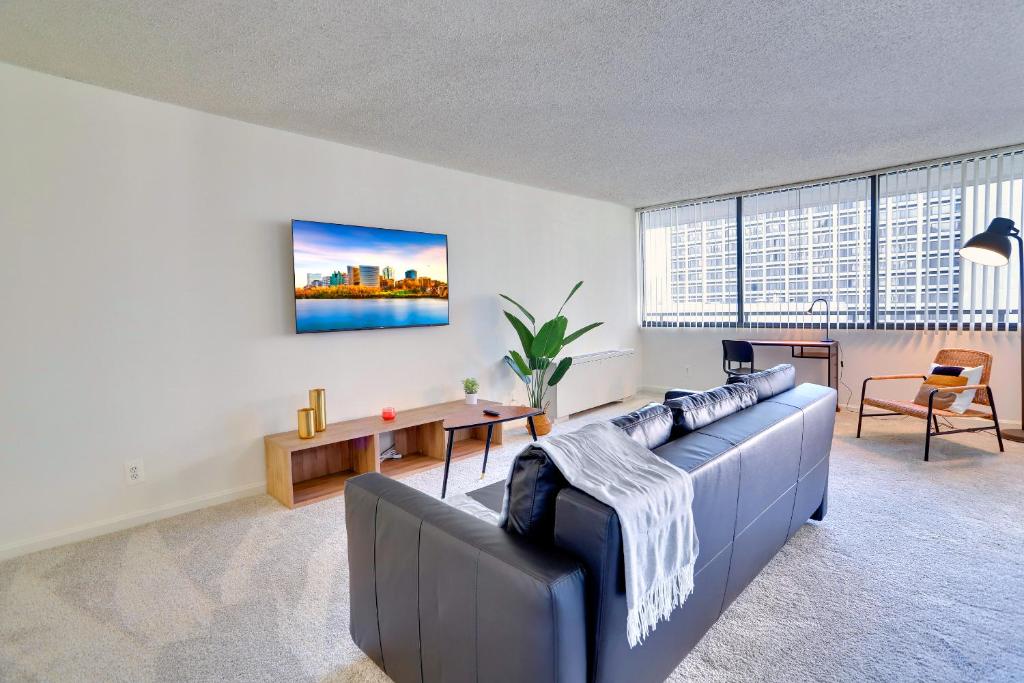Relax in an Apt Close a The Best Landmarks, Arlington