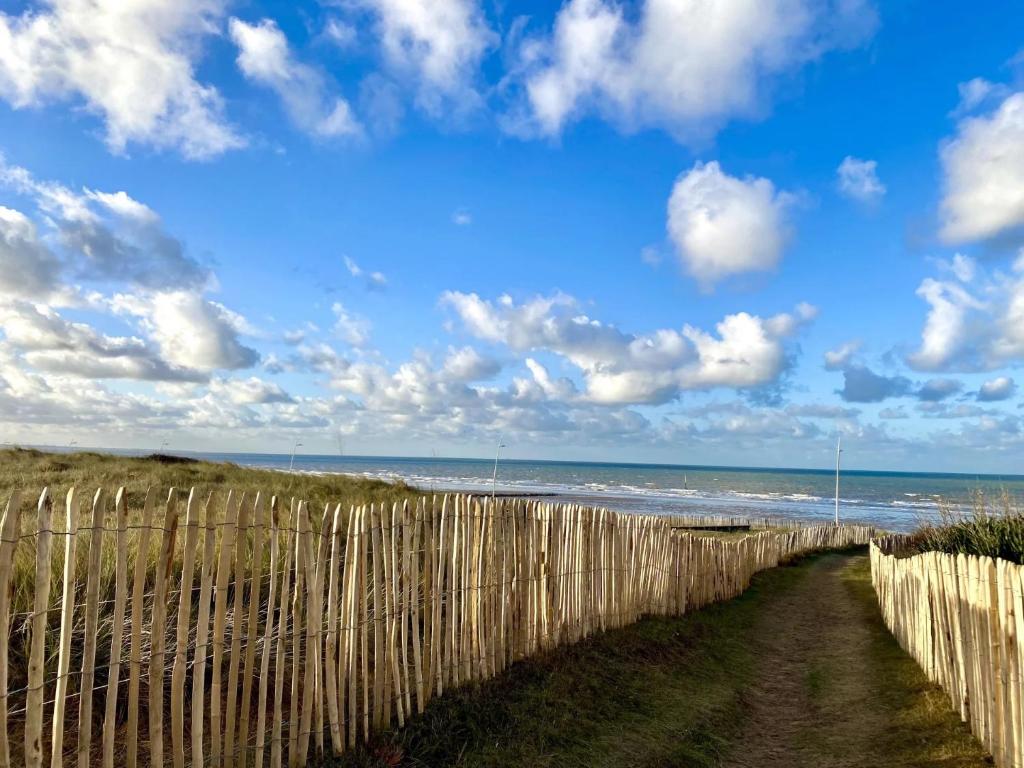 3 pièces Vue Mer à 2 très proche THALASSO - 3