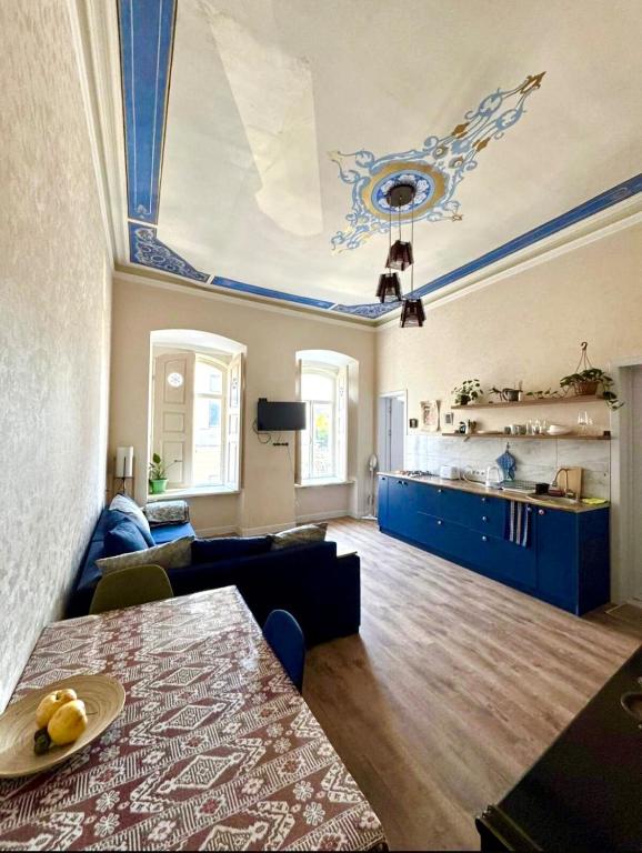 Flat in Art Nouveau Building, Tbilisi