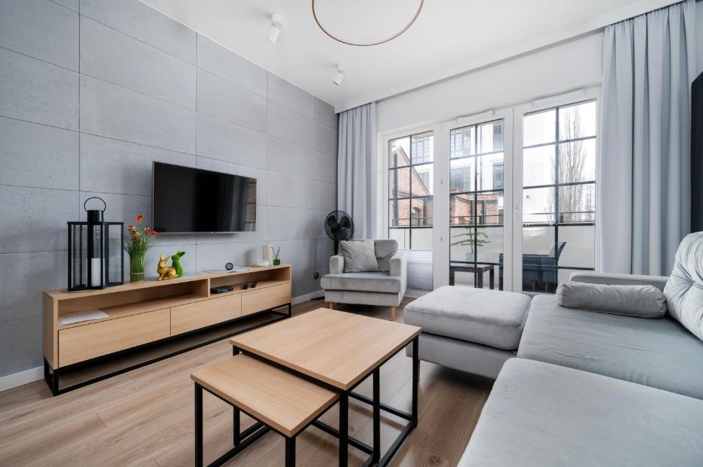 Manufaktura Apt - Parking & Balcony - by Rentujemy, Lodž