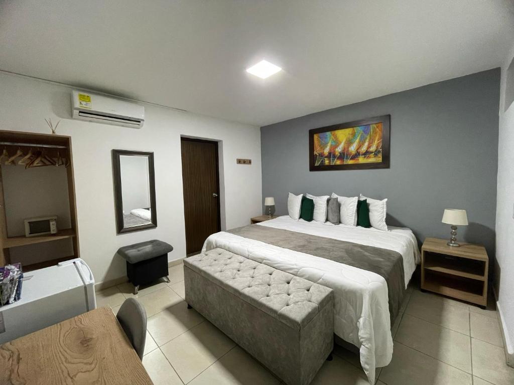 Aguacatala Hotel Boutique - 4