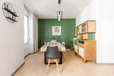 MAISON DE VILLE AVEC GARAGE ET TERRASSE - 3