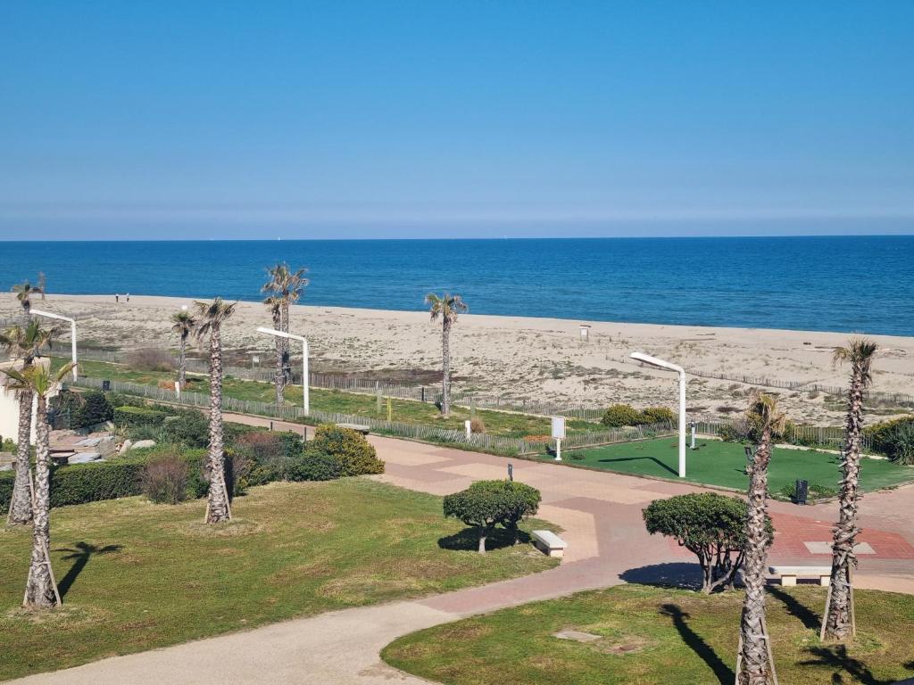 Front de mer, WIFI, très joli et moderne appt 1 chambre, 4 couchages, Palm Beach - 4