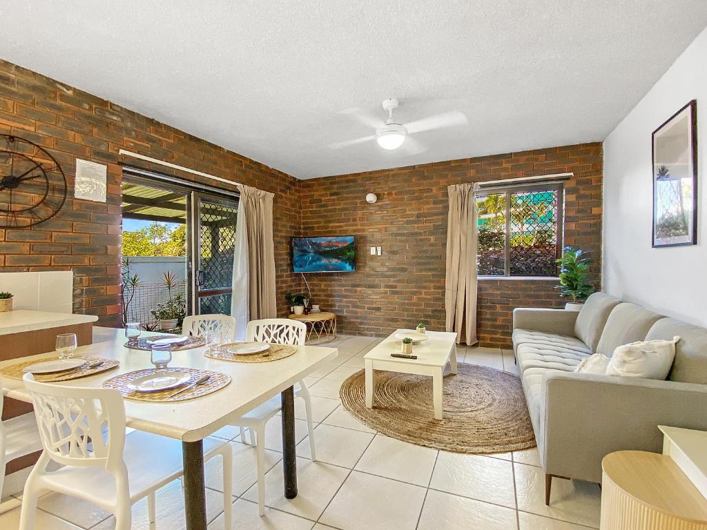 Cotton Tree Ground Floor Apartment, Maroochydore