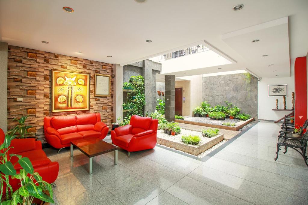 Collection O Pasteur Near Paris Van Java Mall Formerly Sweet Karina