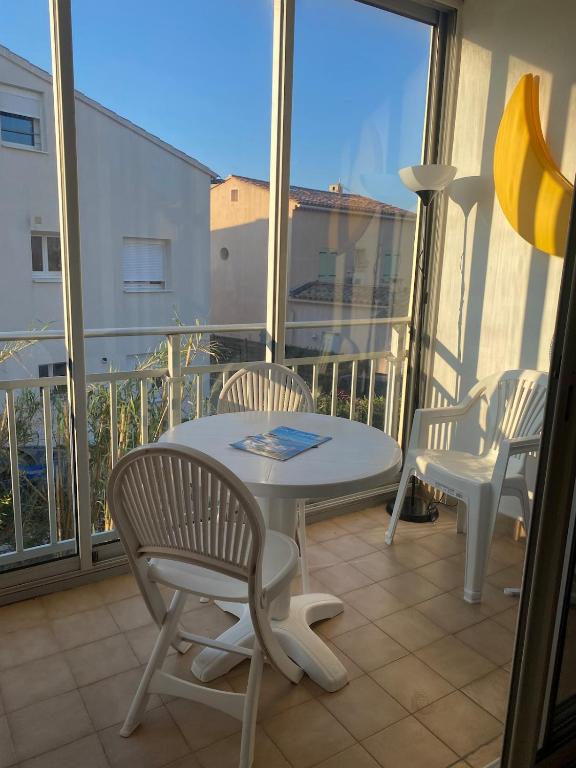 3 rooms near the beaches - 1