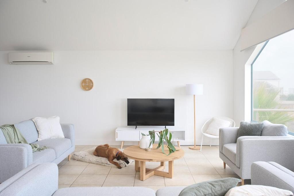 Waves for Daze, Middleton