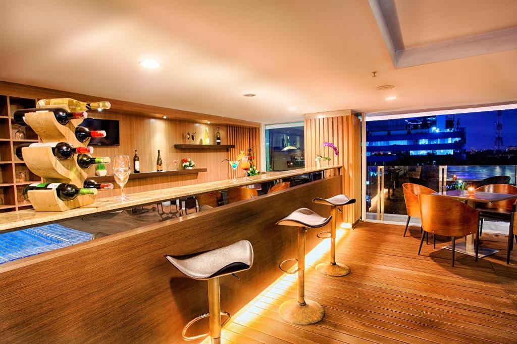 Pub/lounge