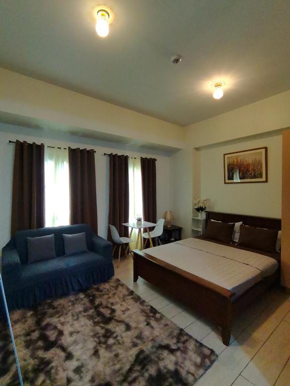 Cozy CONDOTEL Across NAIA Terminal 3, Manila