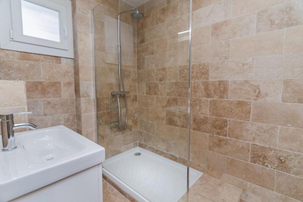 Beautiful 3 room apartment - Parking -Centre -Tram - 4