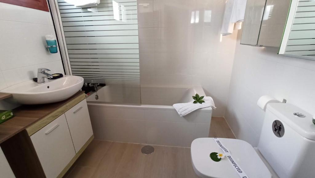 Birdcage Gay Men Resort and Lifestyle Hotel - 4
