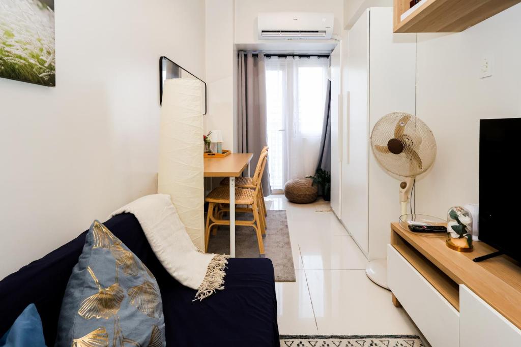 Charlie's Staycation at Coast Residences, Manila
