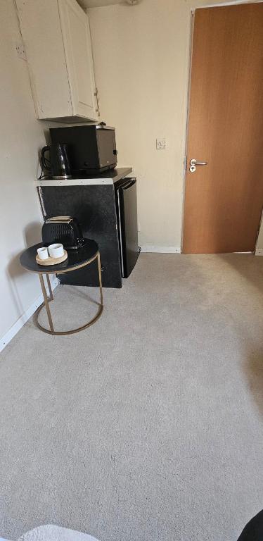 Cosy Studio Getaway - Free Parking & Central Links, North Ockendon