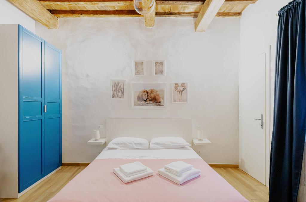 Florence David's Guesthouse Steps from Accademia Gallery - 4