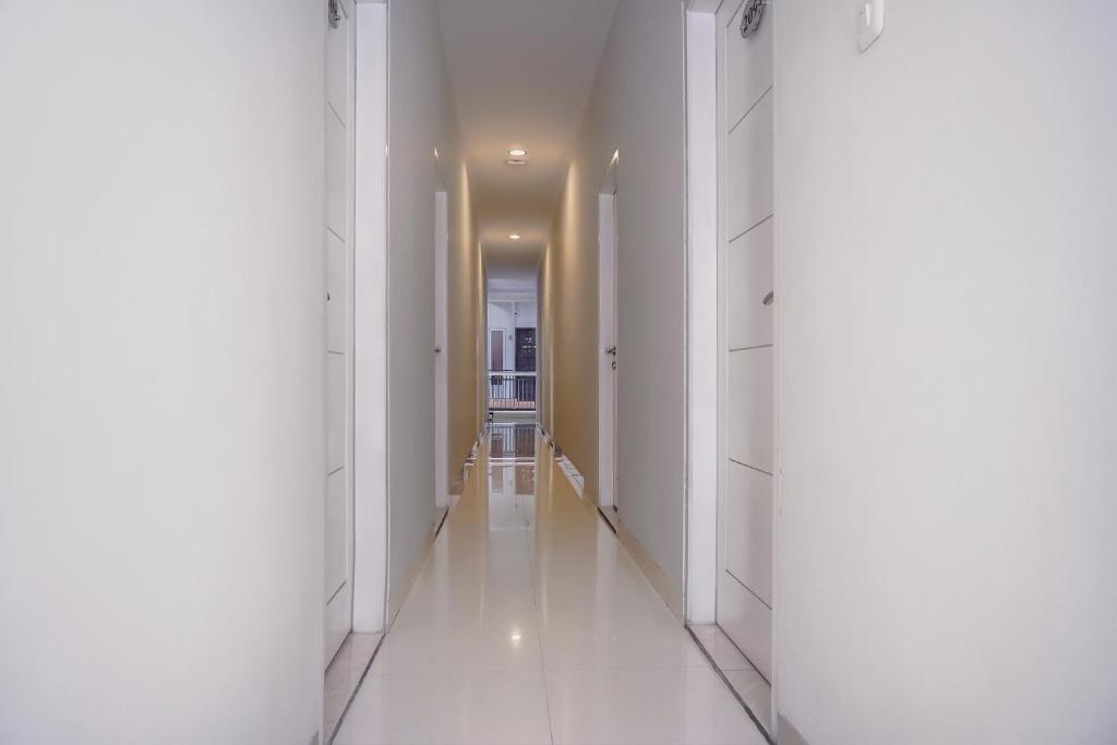 フロント・ロビー