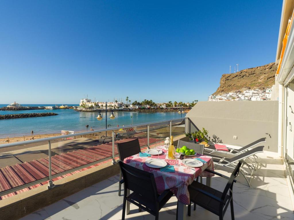 Apartment on Mogan Beach with Sea Views - 4