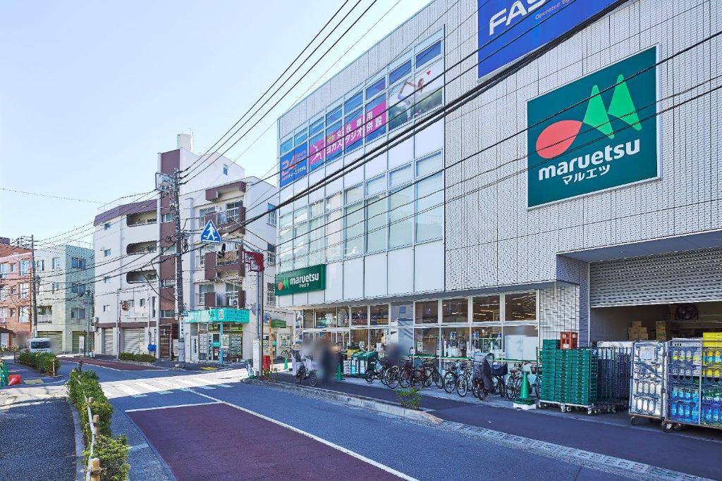 MAT ARAIYAKUSHI West