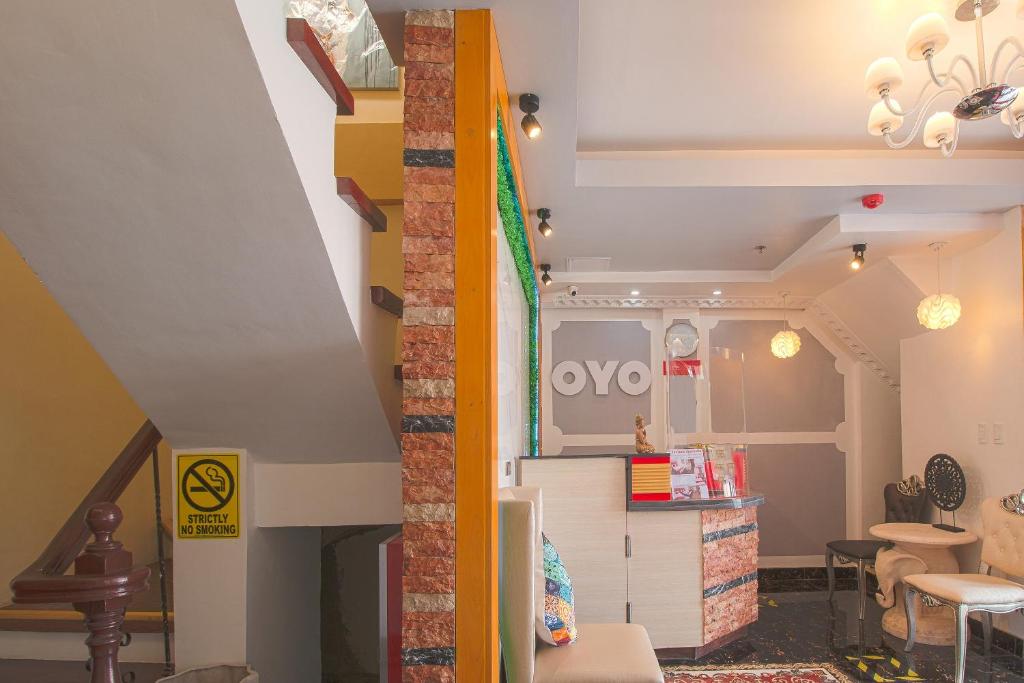 フロント・ロビー