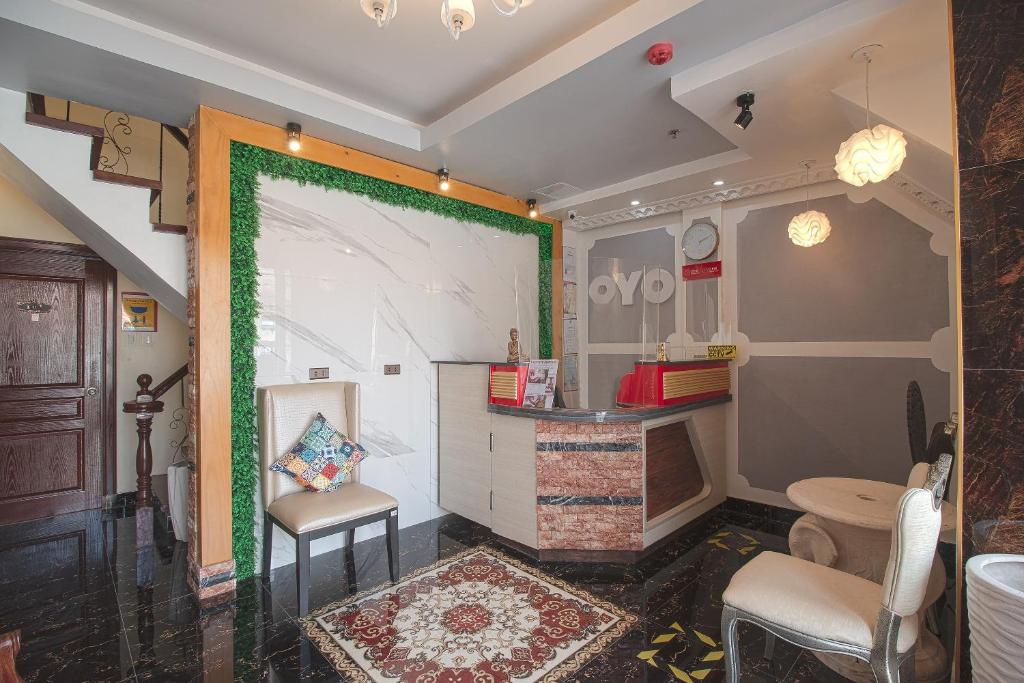 OYO 685 K フォーチュン アパーテル (OYO 685 K Fortune Apartelle) フロント・ロビー