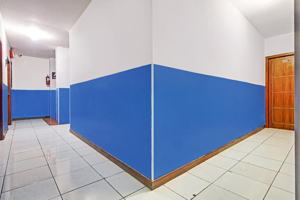 SUPER OYO 90422 Mall Of Indonesia