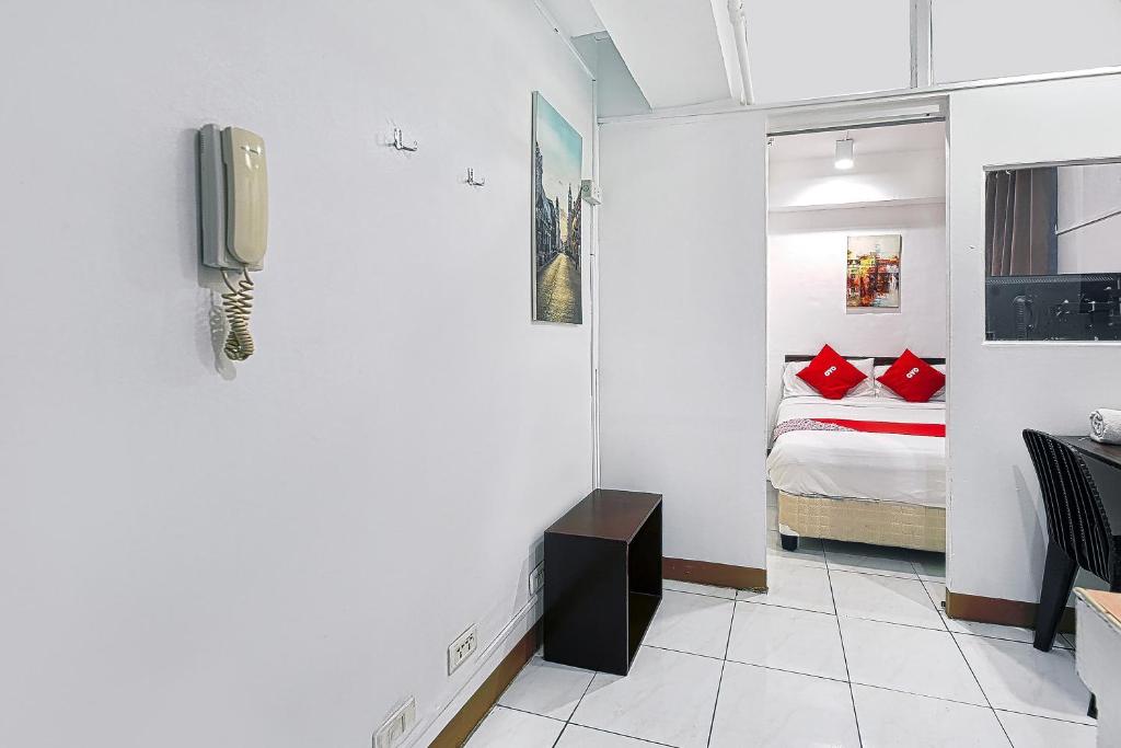 OYO 859 City Stay Inns Pasong Tamo, Manila