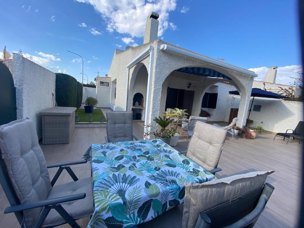 Luxury bungalow in Dehesa de Campoamor 900 meters from the beach - 3