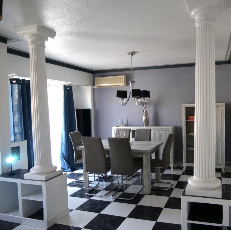 Apartamento artístico en el centro - 2