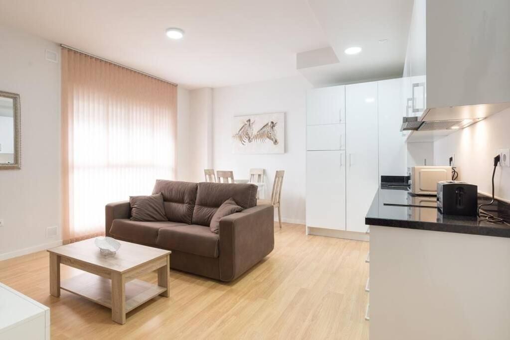 Teatro Plaza Apartments - 3