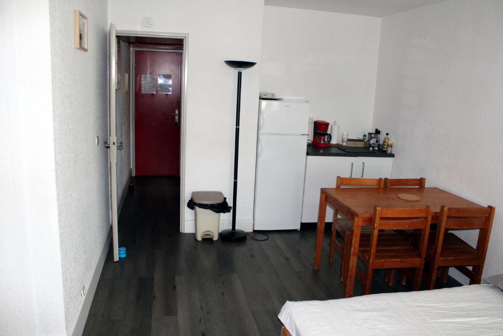 Studio 54233, Port Camargue, Piscine, WiFi, Parking, 2 personnes - 5