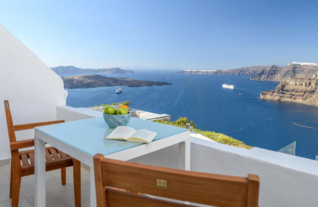 Caldera St G, Santorini