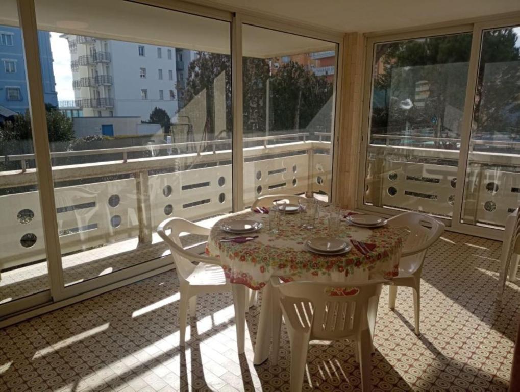 Sea view flat for 7 guests in a residence in Caorle, Caorle