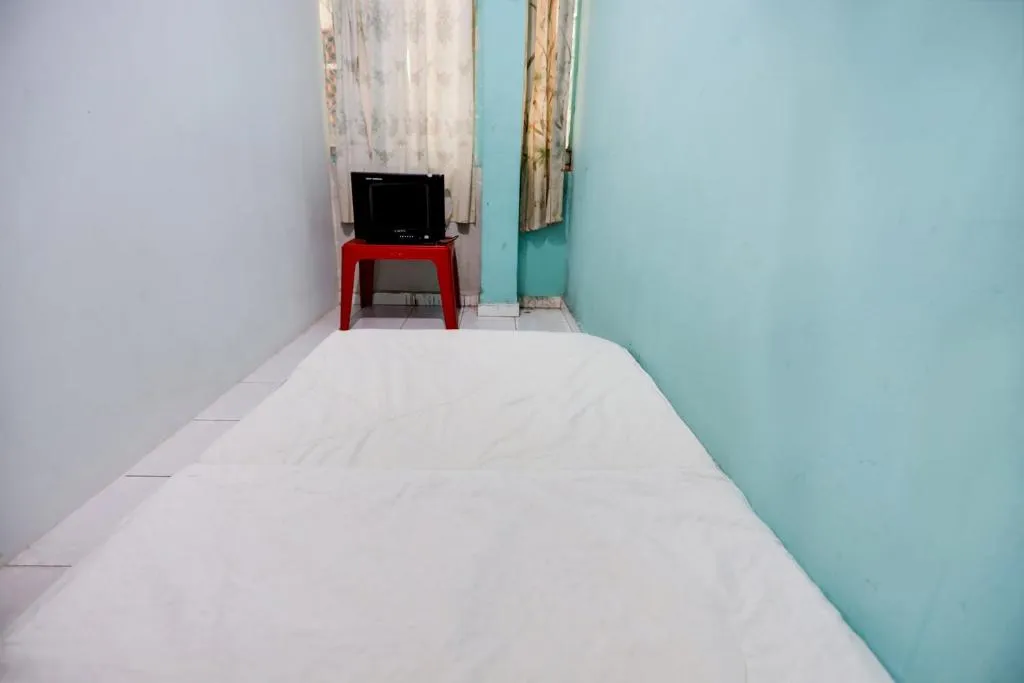 SPOT ON 91781 Solo Baru Homestay Syariah，位于Jodoh的酒店
