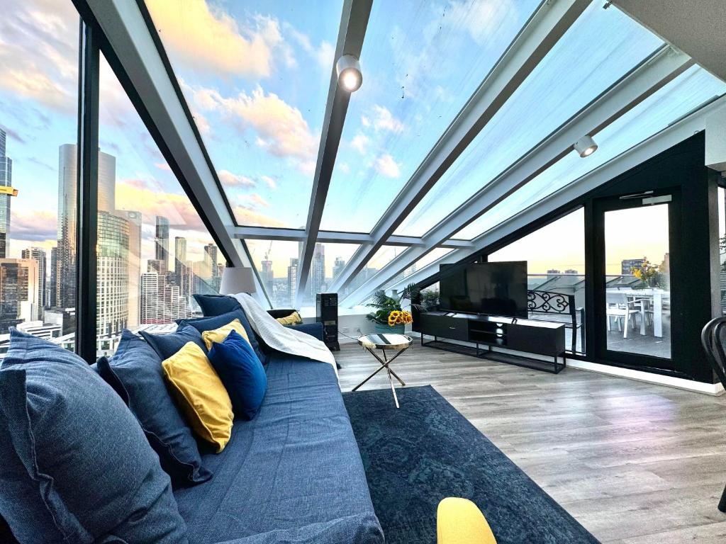 -Melbounre Spaceship Penthouse- ONE OF A KIND VIEW#Aura27, Melbourne