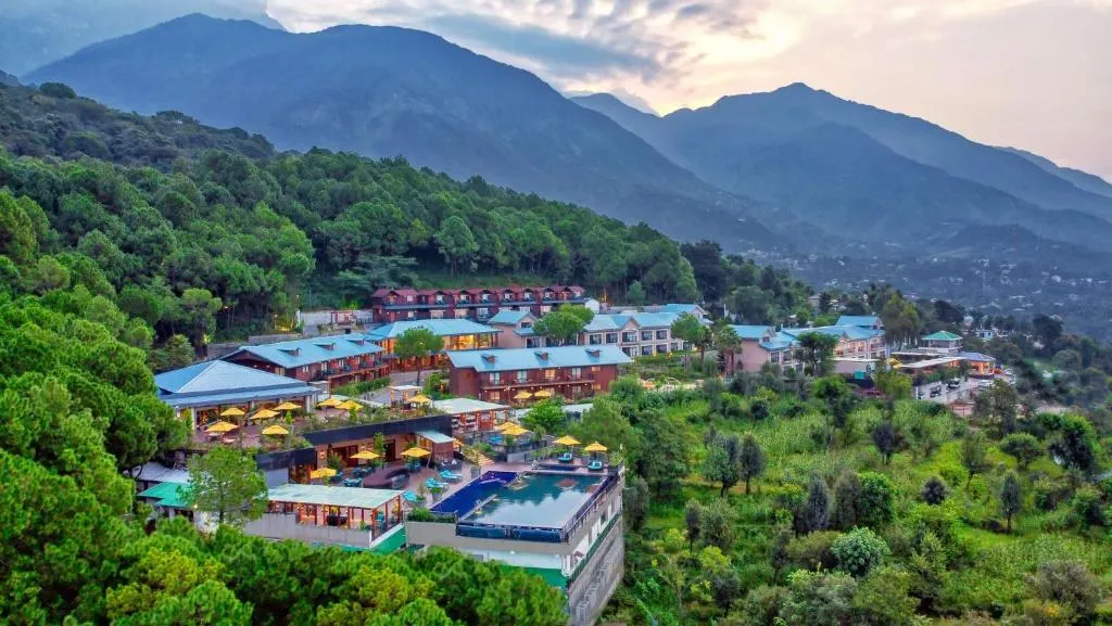 Radisson Blu Resort Dharamshala, hotel in Dharamshala