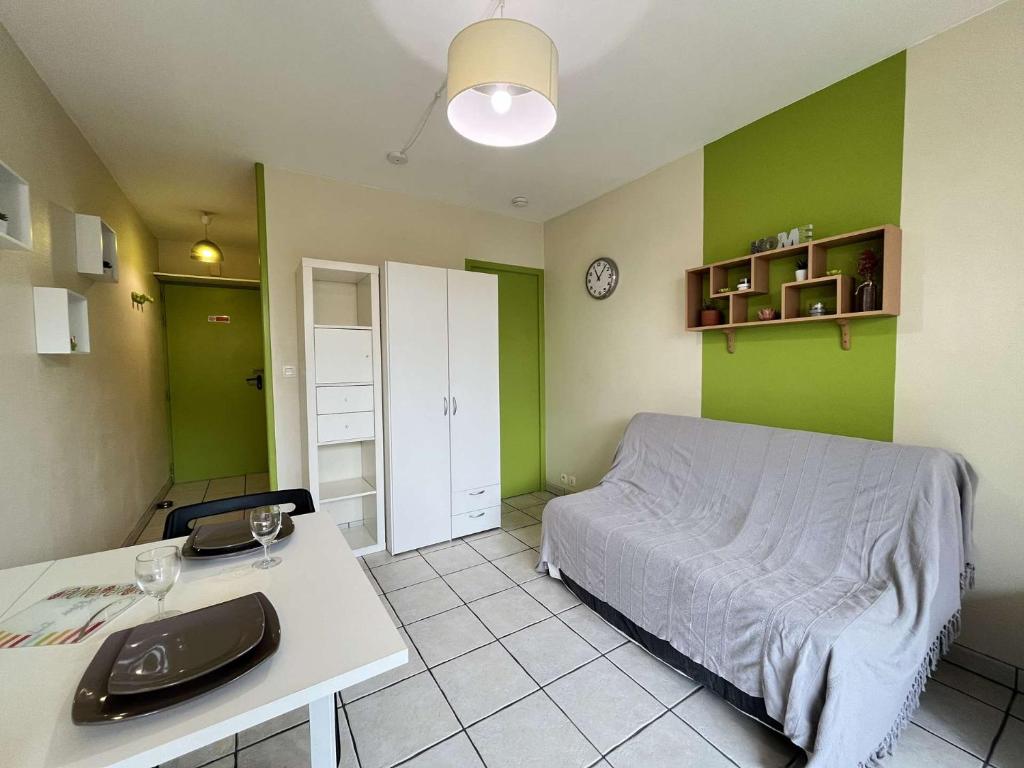 STUDIO La Rochelle - LR930-001 - 1