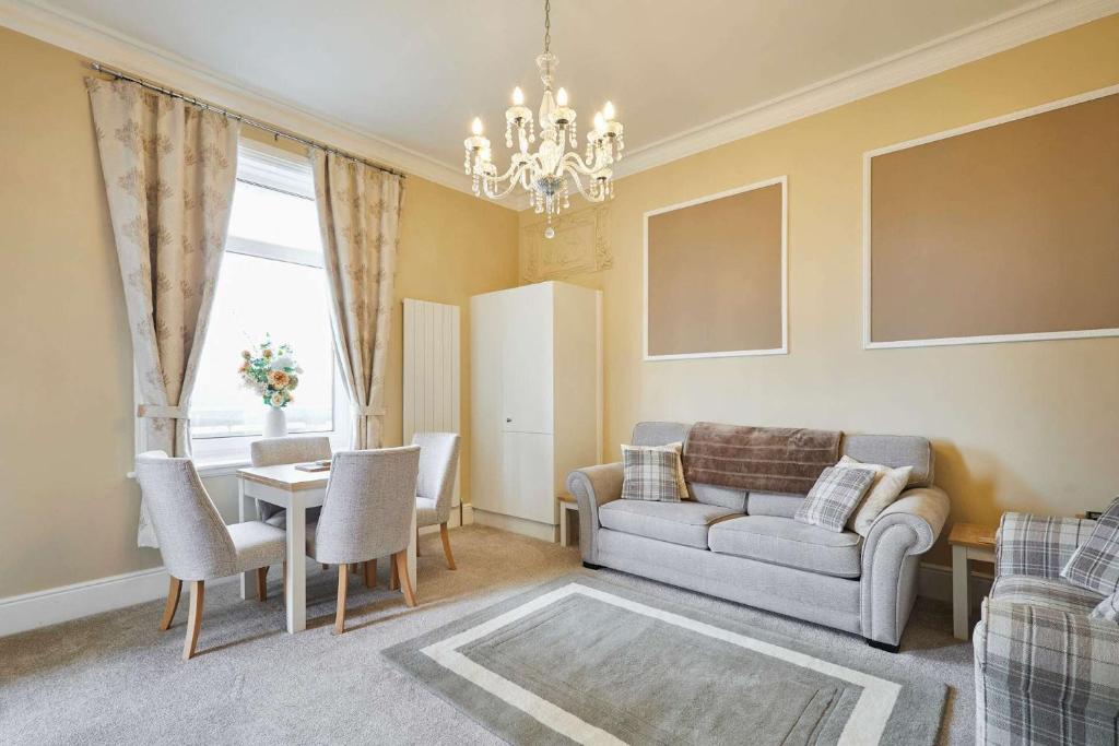 Host & Stay - 3 Metropole Towers, Whitby