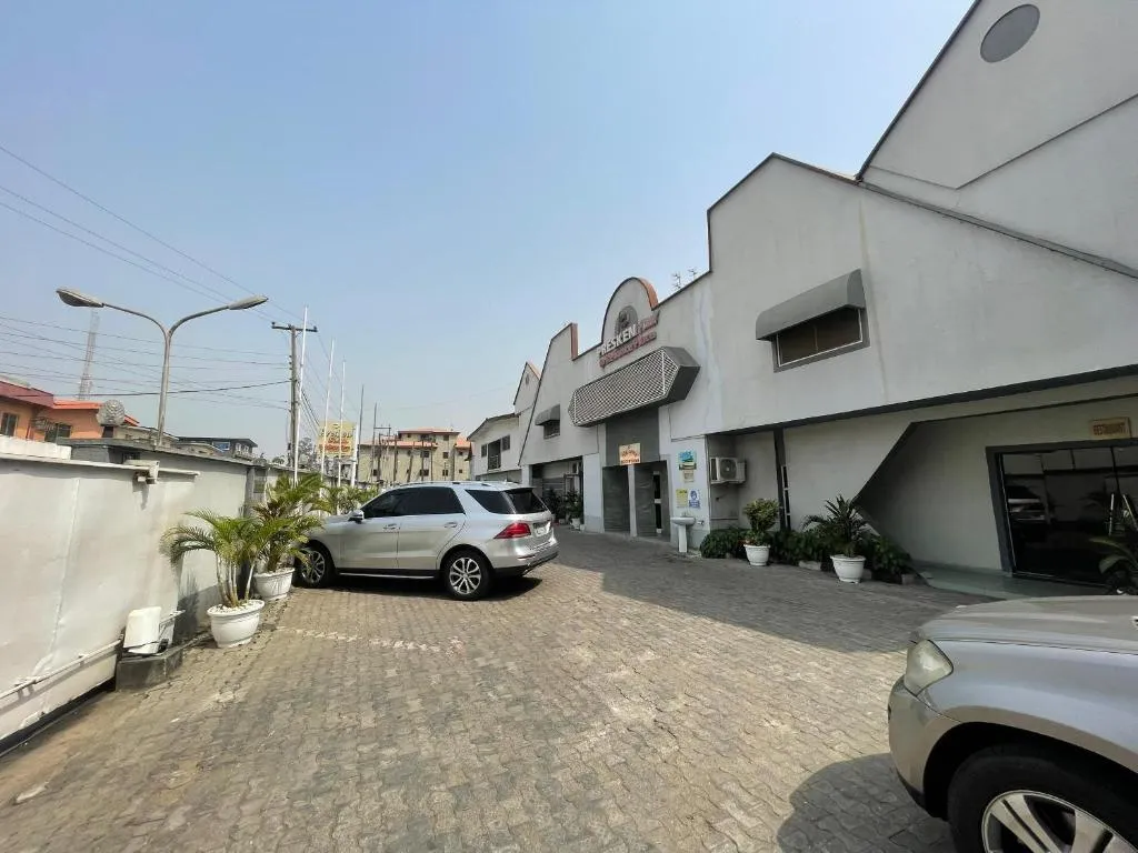 Presken Hotel (Reliance)，位于伊凯贾的酒店
