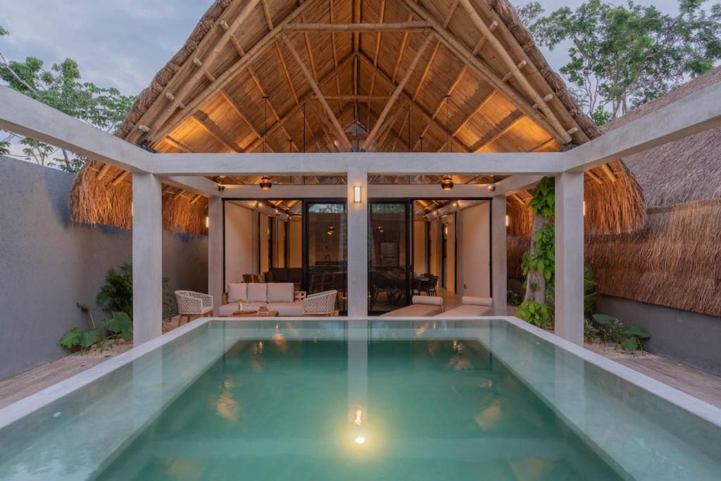 Luxury Villa TOH 5 with Private Pool - 1